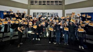 Alunos participam de aula musical sobre ritmos brasileiros em Teresópolis
