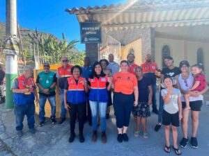 Defesa Civil instala placas para identificar Pontos de Apoio em Teresópolis